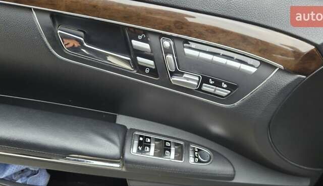 Чорний Мерседес С Клас, об'ємом двигуна 3 л та пробігом 315 тис. км за 18900 $, фото 15 на Automoto.ua