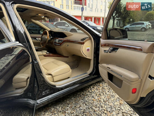 Чорний Мерседес С Клас, об'ємом двигуна 3 л та пробігом 337 тис. км за 19900 $, фото 17 на Automoto.ua