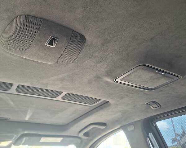 Черный Мерседес С Класс, объемом двигателя 5.46 л и пробегом 225 тыс. км за 16000 $, фото 9 на Automoto.ua