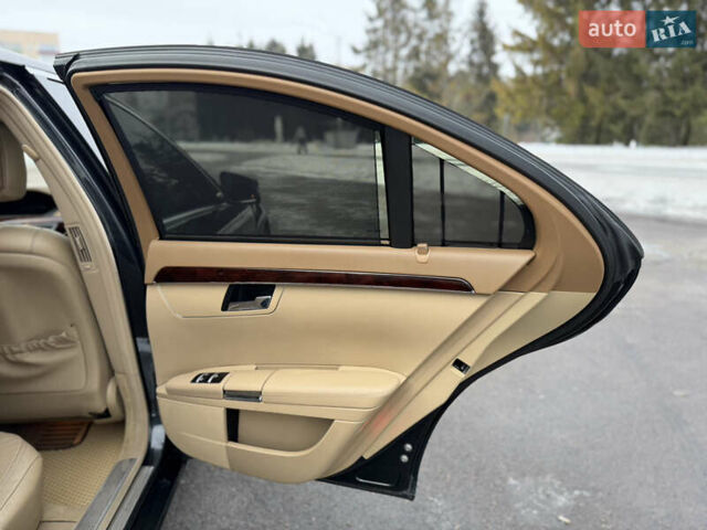 Черный Мерседес С Класс, объемом двигателя 2.99 л и пробегом 368 тыс. км за 13200 $, фото 59 на Automoto.ua