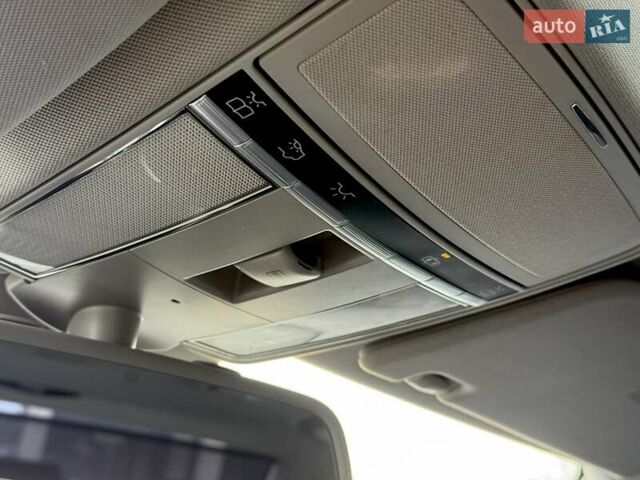 Черный Мерседес С Класс, объемом двигателя 2.99 л и пробегом 211 тыс. км за 20990 $, фото 71 на Automoto.ua