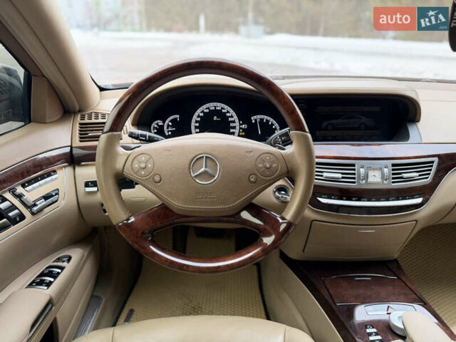 Черный Мерседес С Класс, объемом двигателя 2.99 л и пробегом 368 тыс. км за 14200 $, фото 43 на Automoto.ua