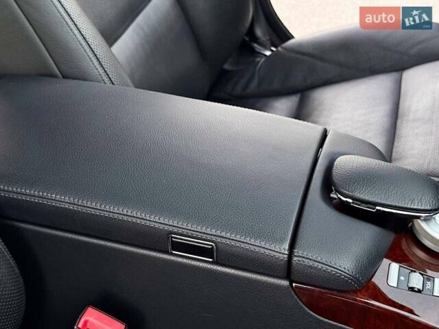 Чорний Мерседес С Клас, об'ємом двигуна 3 л та пробігом 211 тис. км за 23400 $, фото 51 на Automoto.ua