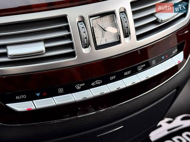 Чорний Мерседес С Клас, об'ємом двигуна 3 л та пробігом 211 тис. км за 23400 $, фото 39 на Automoto.ua