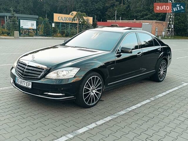Черный Мерседес С Класс, объемом двигателя 4.7 л и пробегом 288 тыс. км за 12800 $, фото 8 на Automoto.ua