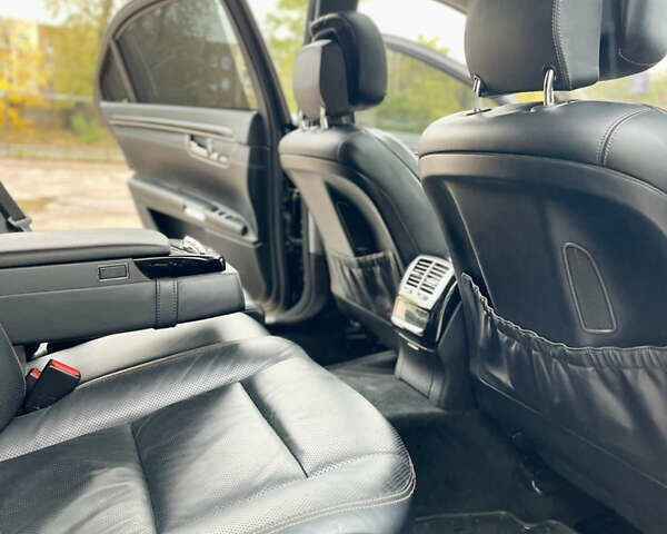 Мерседес С Клас 2011 у Києві на Automoto.ua Чорний Мерседес С Клас, об'ємом двигуна 4.66 л та пробігом 290 тис. км за 11995 $, фото 41 на Automoto.ua