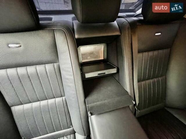 Чорний Мерседес С Клас, об'ємом двигуна 5.51 л та пробігом 98 тис. км за 25500 $, фото 29 на Automoto.ua