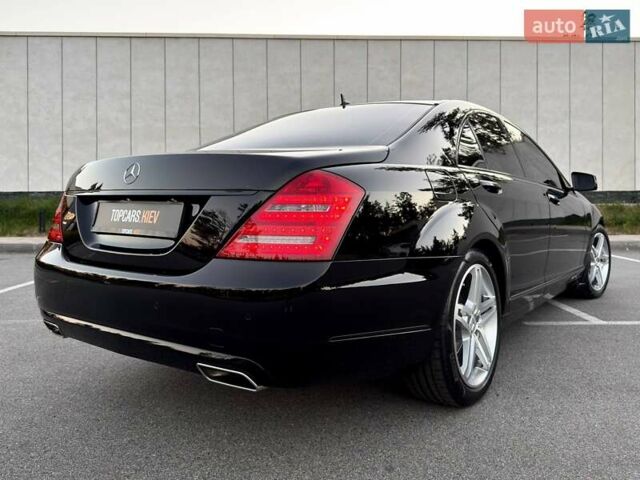 Чорний Мерседес С Клас, об'ємом двигуна 3 л та пробігом 211 тис. км за 23400 $, фото 15 на Automoto.ua