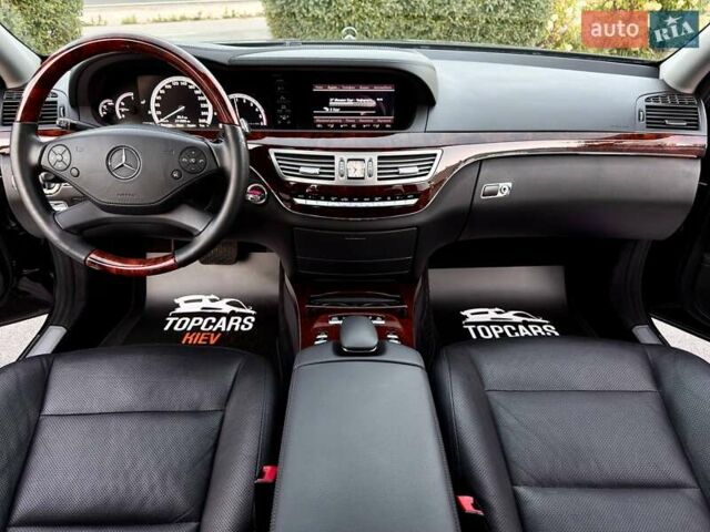 Чорний Мерседес С Клас, об'ємом двигуна 3 л та пробігом 211 тис. км за 23400 $, фото 44 на Automoto.ua