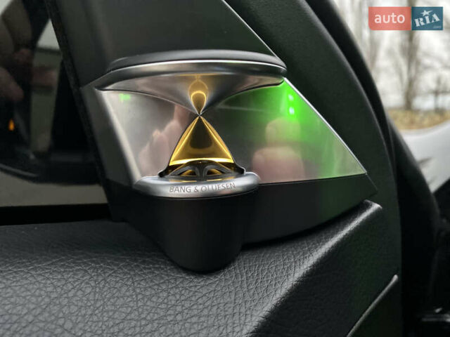 Черный Мерседес С Класс, объемом двигателя 5.5 л и пробегом 229 тыс. км за 16666 $, фото 17 на Automoto.ua