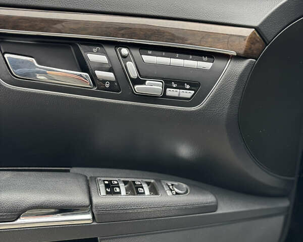 Черный Мерседес С Класс, объемом двигателя 3 л и пробегом 360 тыс. км за 17999 $, фото 21 на Automoto.ua