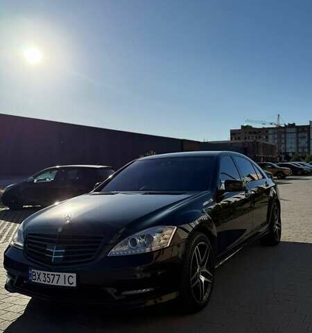 Черный Мерседес С Класс, объемом двигателя 5.46 л и пробегом 241 тыс. км за 16500 $, фото 5 на Automoto.ua