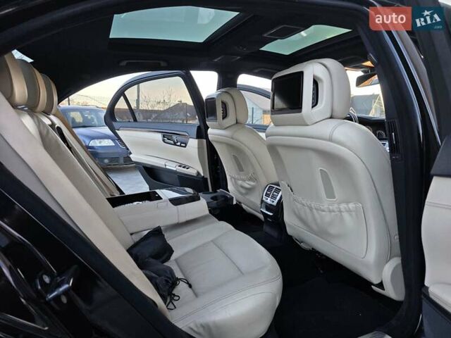 Черный Мерседес С Класс, объемом двигателя 4.7 л и пробегом 218 тыс. км за 17999 $, фото 69 на Automoto.ua