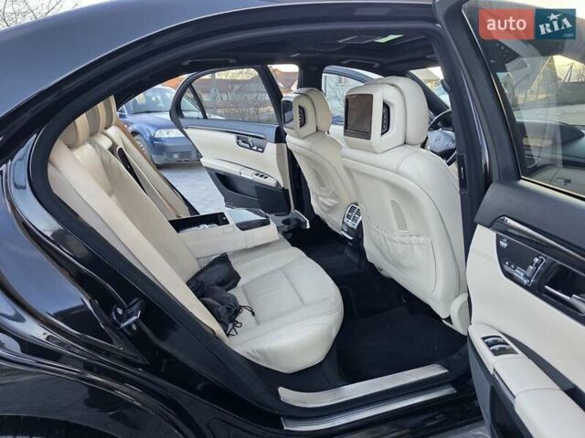 Черный Мерседес С Класс, объемом двигателя 4.7 л и пробегом 218 тыс. км за 17999 $, фото 68 на Automoto.ua