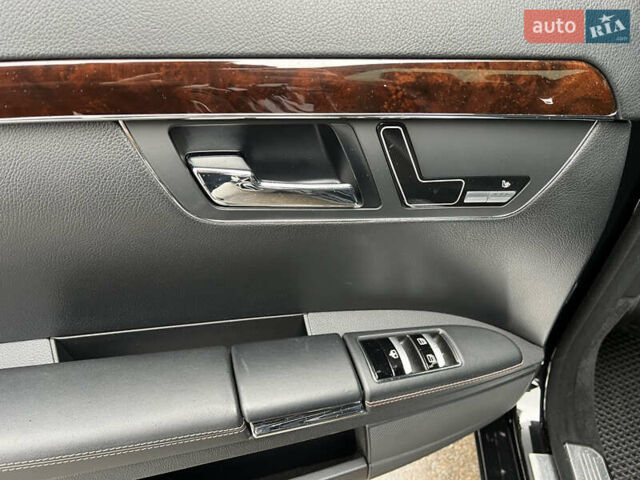 Чорний Мерседес С Клас, об'ємом двигуна 2.99 л та пробігом 258 тис. км за 18000 $, фото 32 на Automoto.ua