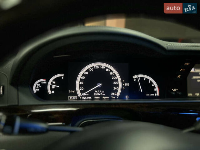 Чорний Мерседес С Клас, об'ємом двигуна 2.99 л та пробігом 258 тис. км за 19500 $, фото 24 на Automoto.ua