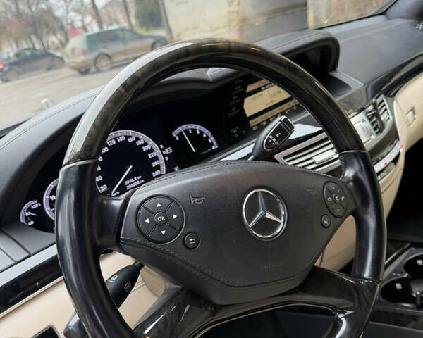 Чорний Мерседес С Клас, об'ємом двигуна 2.99 л та пробігом 286 тис. км за 22000 $, фото 18 на Automoto.ua