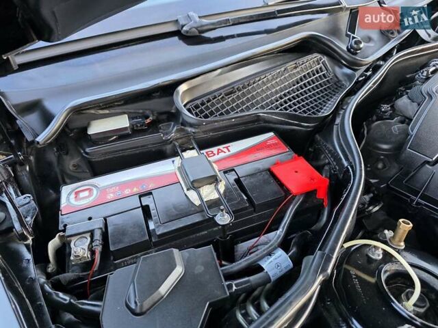 Черный Мерседес С Класс, объемом двигателя 4.7 л и пробегом 218 тыс. км за 17999 $, фото 78 на Automoto.ua