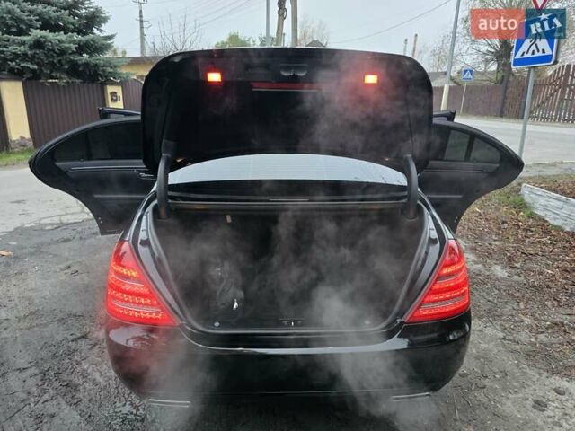 Черный Мерседес С Класс, объемом двигателя 3.5 л и пробегом 188 тыс. км за 14999 $, фото 19 на Automoto.ua