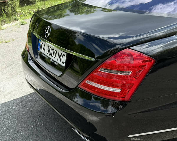 Чорний Мерседес С Клас, об'ємом двигуна 4.7 л та пробігом 212 тис. км за 16200 $, фото 56 на Automoto.ua