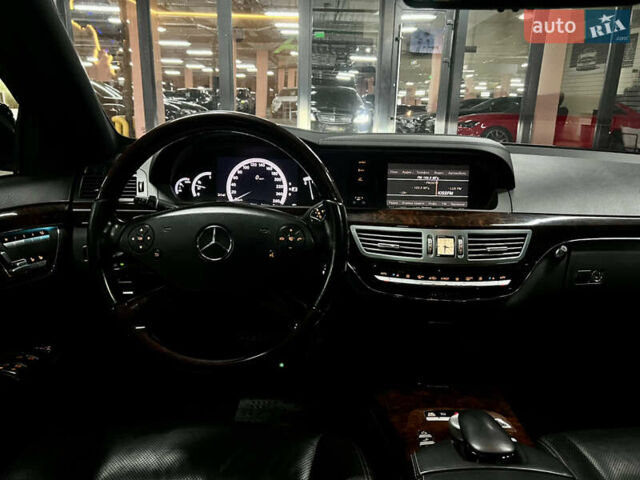 Чорний Мерседес С Клас, об'ємом двигуна 2.99 л та пробігом 258 тис. км за 19500 $, фото 40 на Automoto.ua