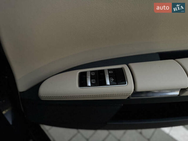 Черный Мерседес С Класс, объемом двигателя 4.7 л и пробегом 218 тыс. км за 14999 $, фото 46 на Automoto.ua