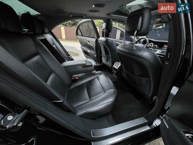 Черный Мерседес С Класс, объемом двигателя 3.5 л и пробегом 188 тыс. км за 14999 $, фото 33 на Automoto.ua