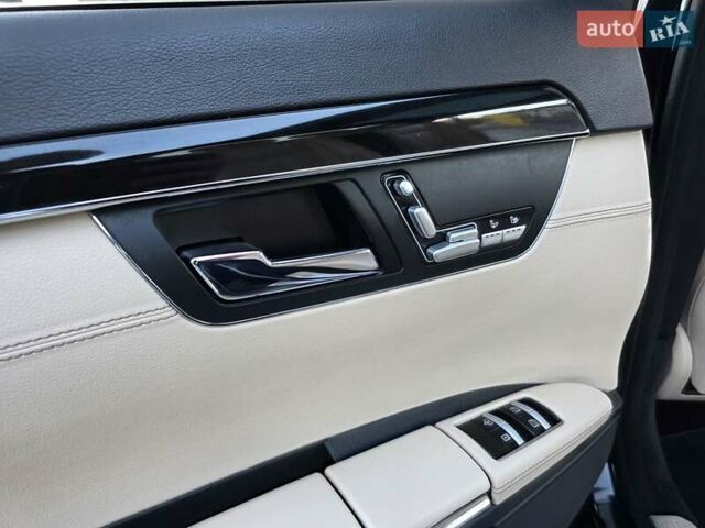 Черный Мерседес С Класс, объемом двигателя 4.7 л и пробегом 218 тыс. км за 17999 $, фото 63 на Automoto.ua