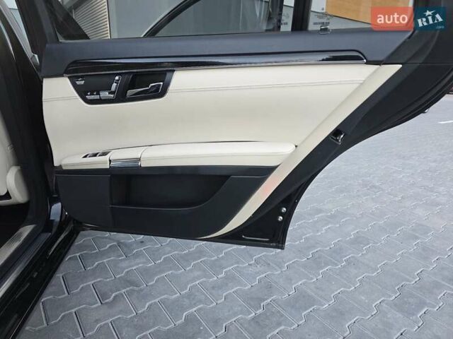 Черный Мерседес С Класс, объемом двигателя 4.7 л и пробегом 218 тыс. км за 17999 $, фото 67 на Automoto.ua