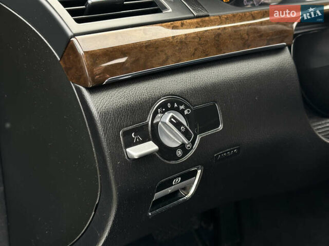 Черный Мерседес С Класс, объемом двигателя 2.99 л и пробегом 320 тыс. км за 21500 $, фото 31 на Automoto.ua