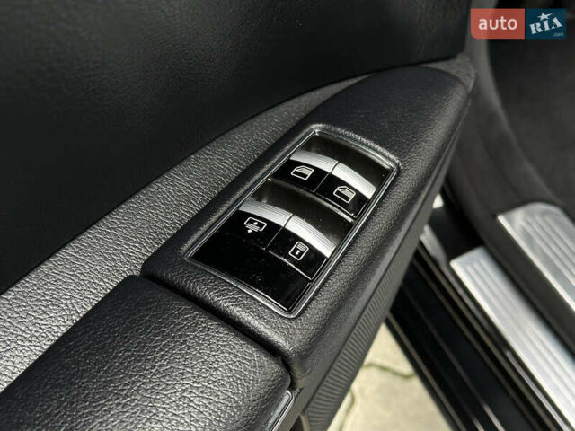 Черный Мерседес С Класс, объемом двигателя 2.99 л и пробегом 320 тыс. км за 21500 $, фото 29 на Automoto.ua