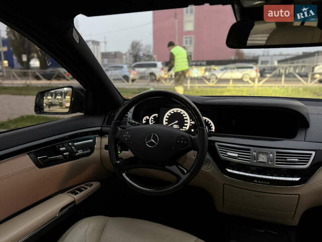 Черный Мерседес С Класс, объемом двигателя 4.7 л и пробегом 218 тыс. км за 14999 $, фото 43 на Automoto.ua