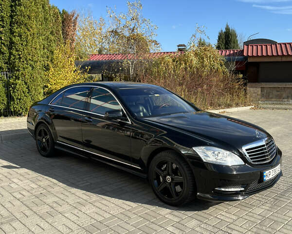 Черный Мерседес С Класс, объемом двигателя 4.66 л и пробегом 197 тыс. км за 21000 $, фото 10 на Automoto.ua