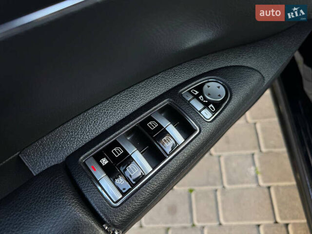 Чорний Мерседес С Клас, об'ємом двигуна 4.66 л та пробігом 221 тис. км за 15900 $, фото 17 на Automoto.ua