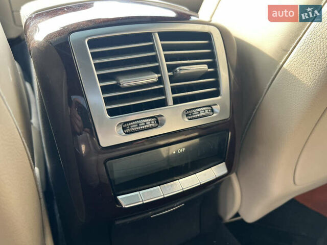 Черный Мерседес С Класс, объемом двигателя 3 л и пробегом 285 тыс. км за 18499 $, фото 33 на Automoto.ua