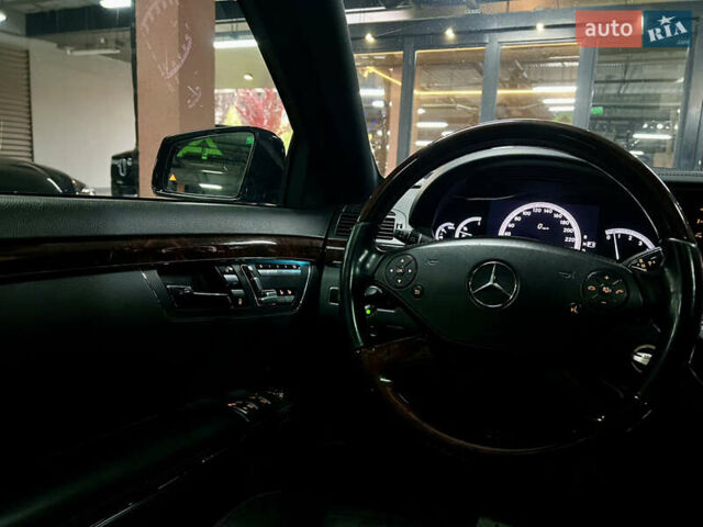 Чорний Мерседес С Клас, об'ємом двигуна 2.99 л та пробігом 258 тис. км за 19500 $, фото 39 на Automoto.ua