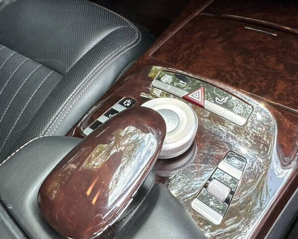 Чорний Мерседес С Клас, об'ємом двигуна 5.51 л та пробігом 56 тис. км за 89900 $, фото 49 на Automoto.ua