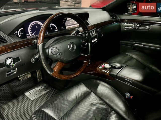 Чорний Мерседес С Клас, об'ємом двигуна 2.99 л та пробігом 258 тис. км за 19500 $, фото 32 на Automoto.ua