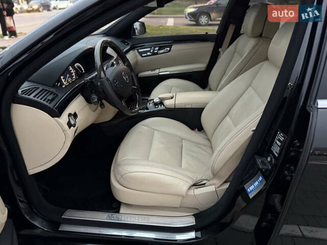 Черный Мерседес С Класс, объемом двигателя 4.7 л и пробегом 218 тыс. км за 14999 $, фото 25 на Automoto.ua