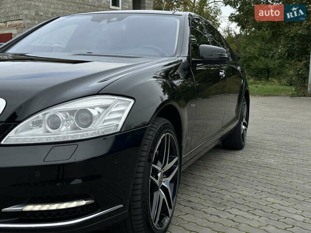 Черный Мерседес С Класс, объемом двигателя 2.99 л и пробегом 320 тыс. км за 21500 $, фото 7 на Automoto.ua