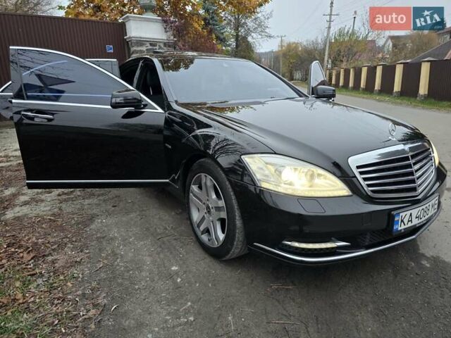 Черный Мерседес С Класс, объемом двигателя 3.5 л и пробегом 188 тыс. км за 14999 $, фото 21 на Automoto.ua