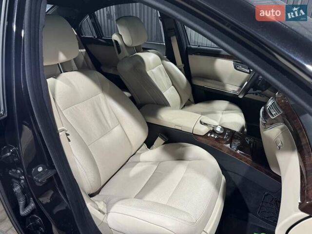 Черный Мерседес С Класс, объемом двигателя 4.7 л и пробегом 211 тыс. км за 16800 $, фото 15 на Automoto.ua