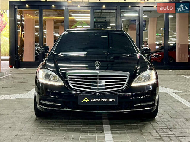 Чорний Мерседес С Клас, об'ємом двигуна 2.99 л та пробігом 258 тис. км за 19500 $, фото 5 на Automoto.ua