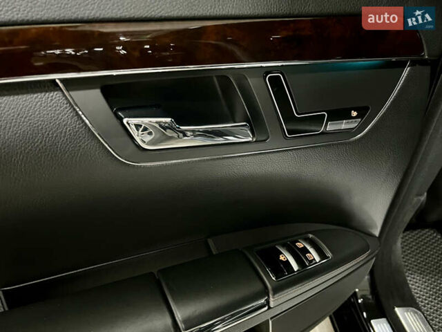 Чорний Мерседес С Клас, об'ємом двигуна 2.99 л та пробігом 258 тис. км за 19500 $, фото 33 на Automoto.ua