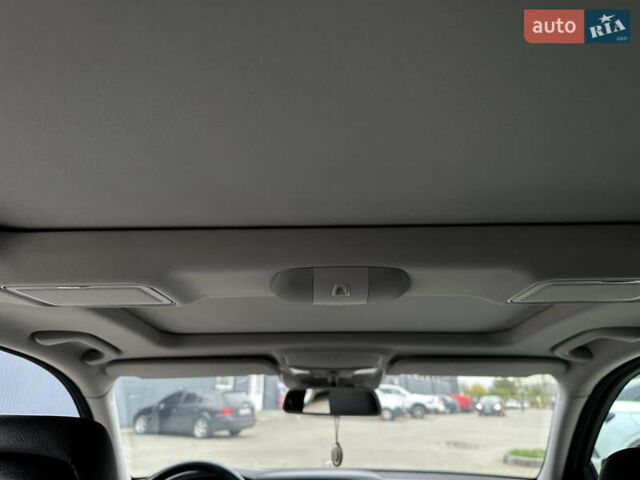 Черный Мерседес С Класс, объемом двигателя 2.99 л и пробегом 320 тыс. км за 21500 $, фото 40 на Automoto.ua