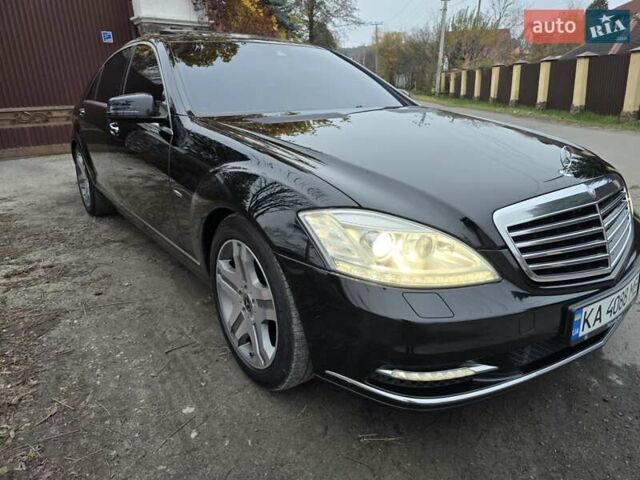 Черный Мерседес С Класс, объемом двигателя 3.5 л и пробегом 188 тыс. км за 14999 $, фото 53 на Automoto.ua