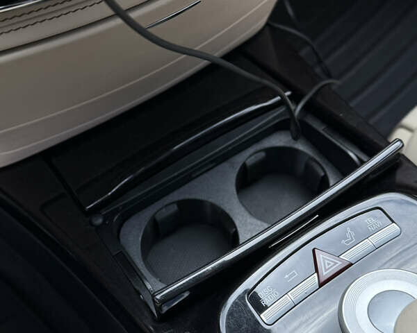 Чорний Мерседес С Клас, об'ємом двигуна 4.7 л та пробігом 212 тис. км за 16200 $, фото 33 на Automoto.ua