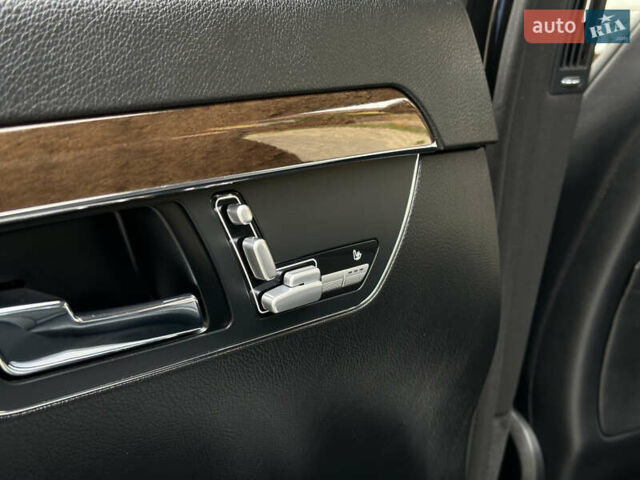 Черный Мерседес С Класс, объемом двигателя 2.99 л и пробегом 320 тыс. км за 21500 $, фото 27 на Automoto.ua