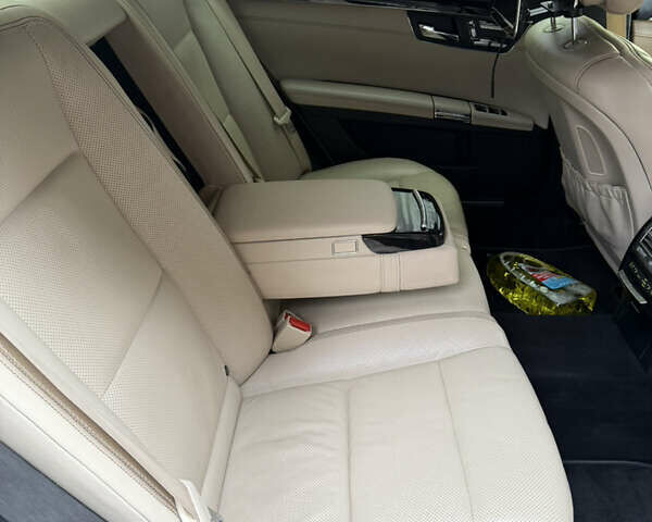 Чорний Мерседес С Клас, об'ємом двигуна 2.99 л та пробігом 286 тис. км за 22000 $, фото 35 на Automoto.ua