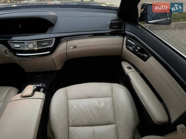 Черный Мерседес С Класс, объемом двигателя 4.7 л и пробегом 218 тыс. км за 14999 $, фото 38 на Automoto.ua